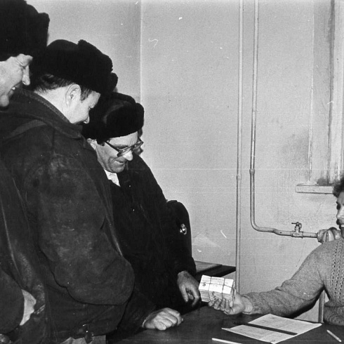 История аэропорта в фотографиях и лицах 